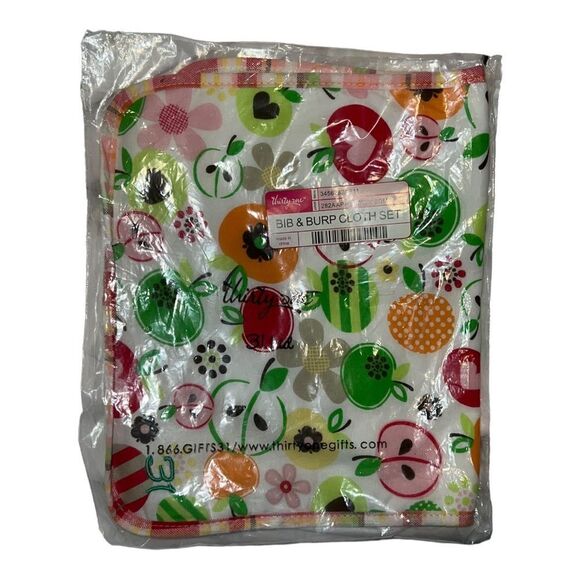 Thirty-One Apple Blossom Kids Baby Bib & Burp Cloth Set 282A Floral White New - Picture 1 of 3